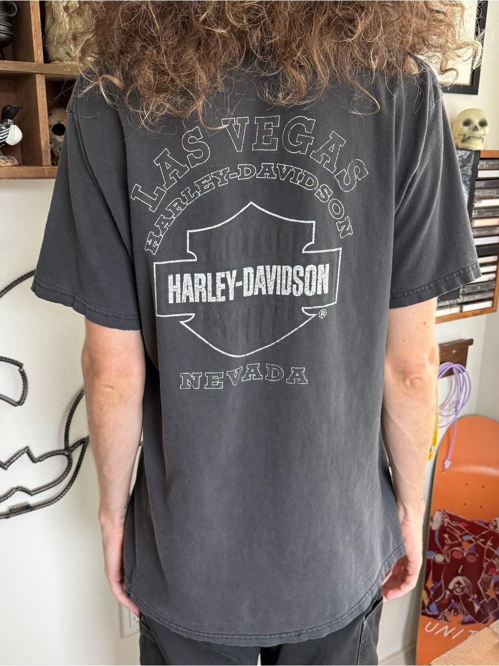 Vintage 90s 2000s Harley Davidson Faded Black Distressed Pocket Tee ~ Size M - Picture 2 of 10